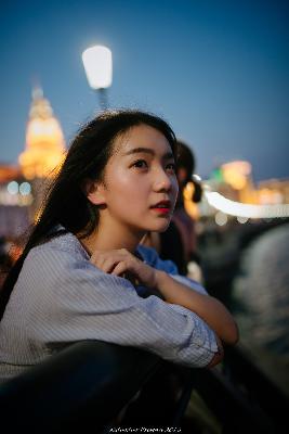 一摸下添下一摸下句是啥